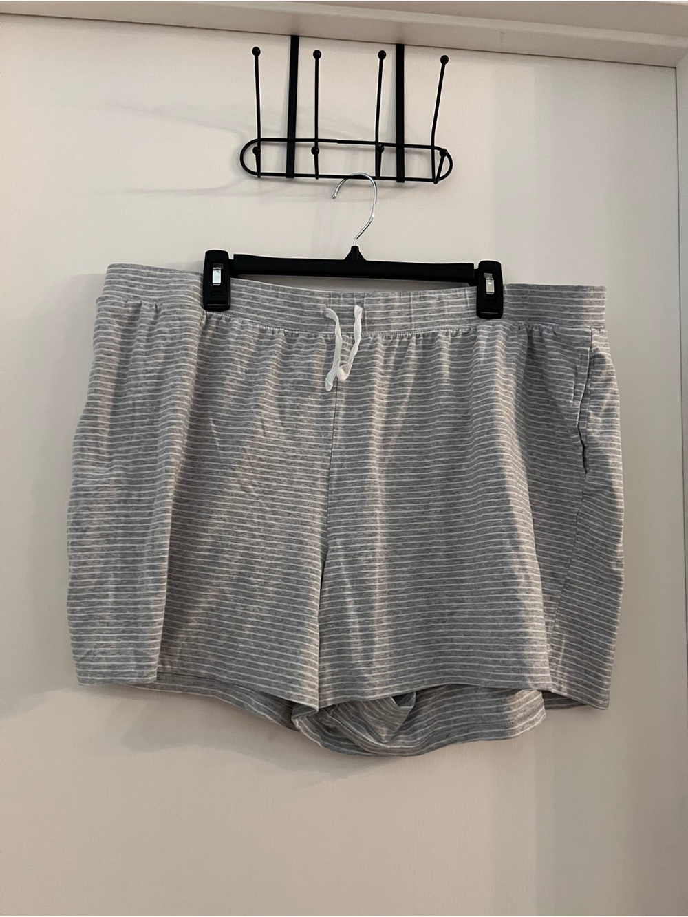Sonoma Gray Striped Pajama/Lounge Shorts – Size 2X
